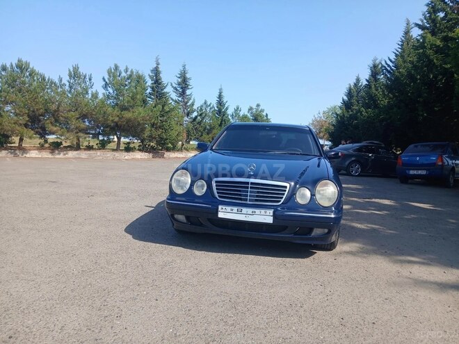 Mercedes E 220 2000, 500,300 km - 2.2 l - Astara
