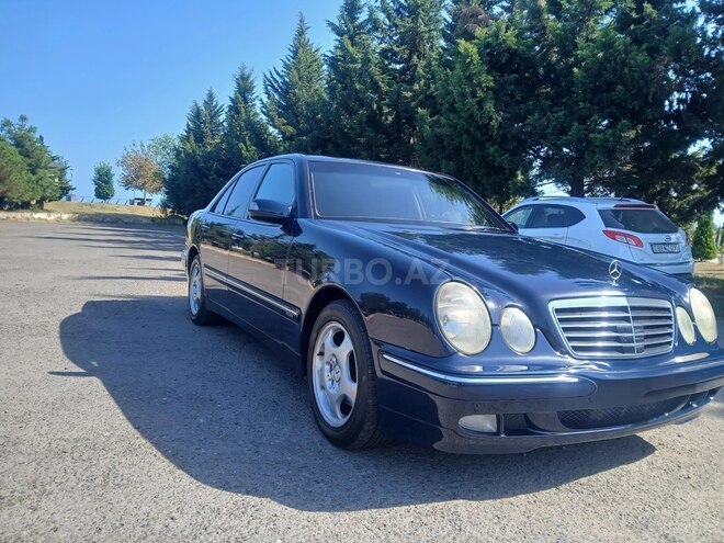 Mercedes E 220 2000, 500,300 km - 2.2 l - Astara
