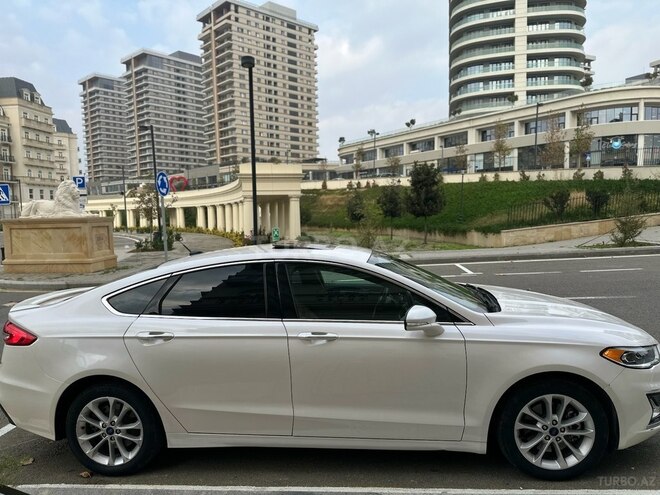 Ford Fusion (North America) 2019, 160,300 km - 2.0 л - Bakı