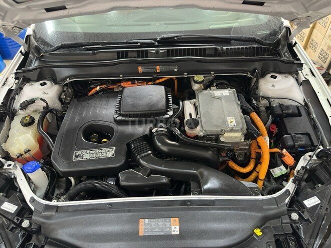 Ford Fusion (North America) 2019, 160,300 km - 2.0 л - Bakı