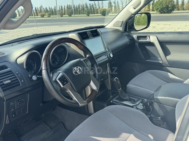 Toyota Land Cruiser Prado 2012, 195,000 km - 2.7 л - Bakı