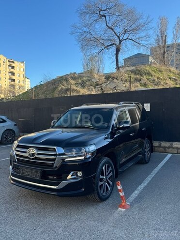 Toyota Land Cruiser 2019, 92,000 km - 4.6 l - Bakı