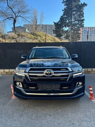 Toyota Land Cruiser 2019, 92,000 km - 4.6 l - Bakı