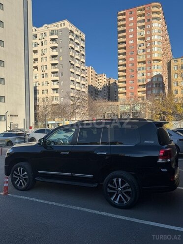 Toyota Land Cruiser 2019, 92,000 km - 4.6 l - Bakı