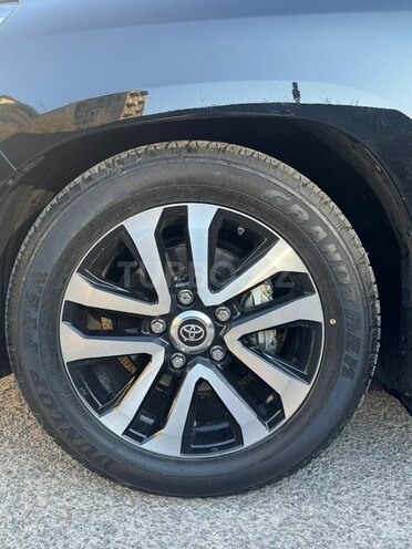 Toyota Land Cruiser 2019, 92,000 km - 4.6 l - Bakı