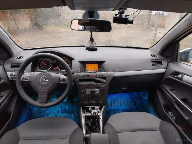 Opel Astra 2005, 237,245 km - 1.4 l - Bakı