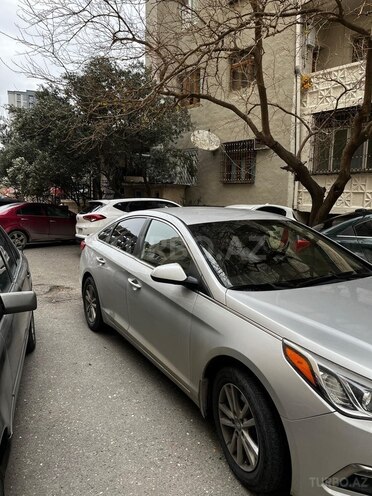 Hyundai Sonata-3