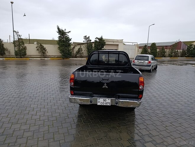 Mitsubishi L200 2008, 400,000 km - 2.5 l - Bakı