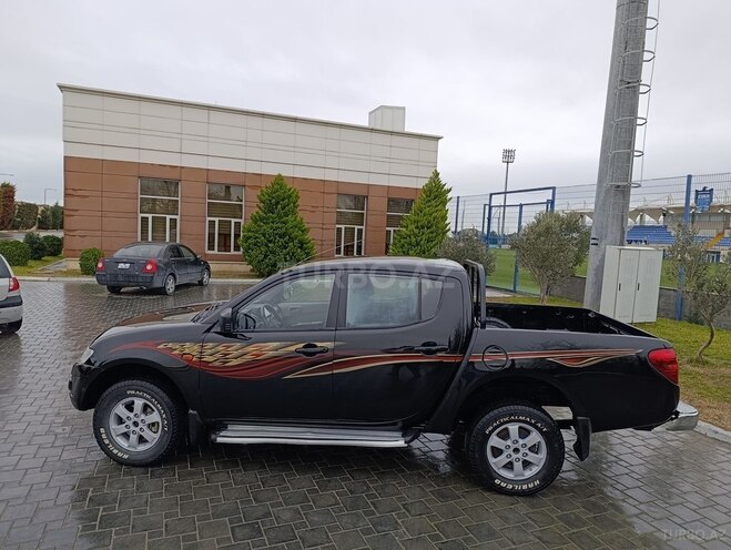 Mitsubishi L200 2008, 400,000 km - 2.5 l - Bakı