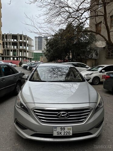 Hyundai Sonata-1