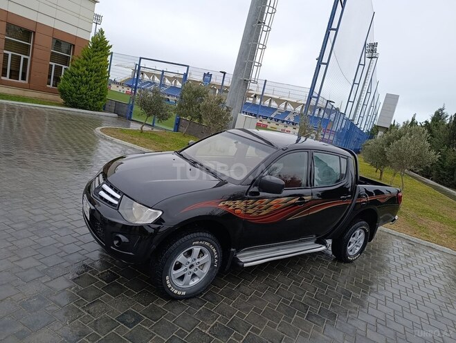 Mitsubishi L200 2008, 400,000 km - 2.5 l - Bakı