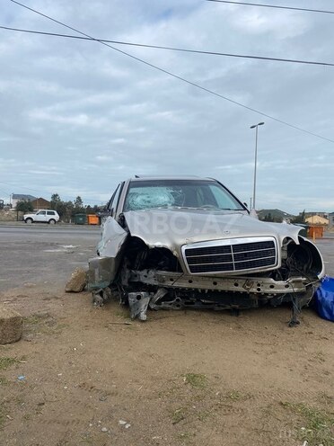Mercedes E 230 1996, 482,000 km - 2.3 l - Bakı