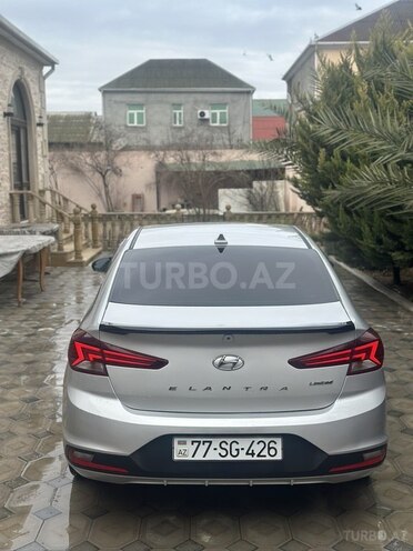 Hyundai Elantra 2018, 178,000 km - 2.0 l - Bakı