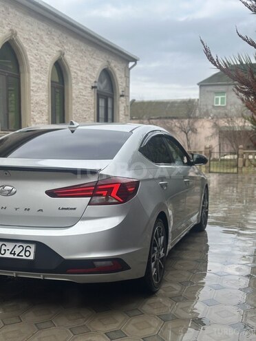 Hyundai Elantra 2018, 178,000 km - 2.0 l - Bakı