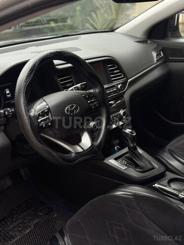 Hyundai Elantra 2018, 178,000 km - 2.0 l - Bakı