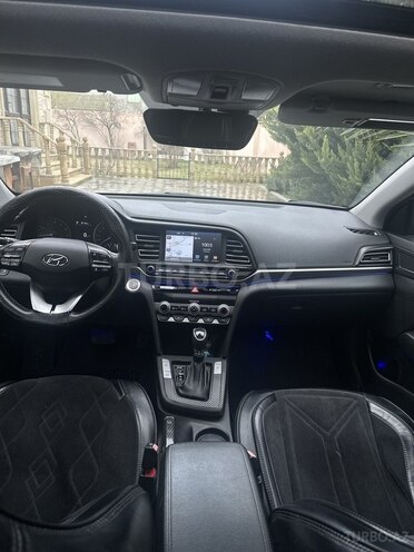 Hyundai Elantra 2018, 178,000 km - 2.0 l - Bakı