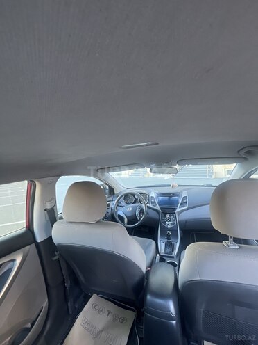 Hyundai Elantra 2015, 175,000 km - 1.8 л - Sumqayıt