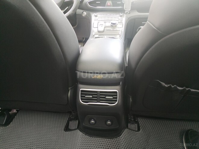 Hyundai Santa Fe 2023, 26,904 km - 1.6 l - Bakı