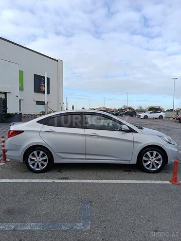 Hyundai Accent 2014, 230,000 km - 1.4 л - Bakı