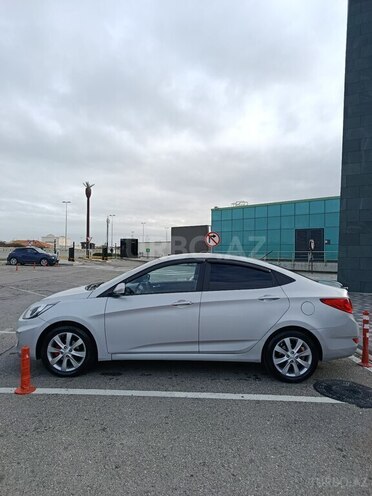 Hyundai Accent 2014, 230,000 km - 1.4 л - Bakı