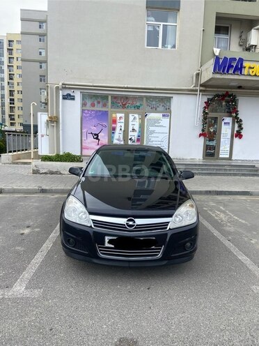 Opel Astra 2009, 285,000 km - 1.4 l - Bakı