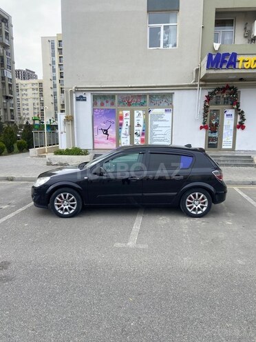 Opel Astra 2009, 285,000 km - 1.4 l - Bakı