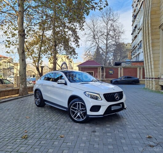 Mercedes GLE 350 4MATIC 2017, 94,000 km - 3.0 l - Bakı