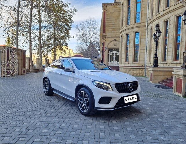 Mercedes GLE 350 4MATIC 2017, 94,000 km - 3.0 l - Bakı