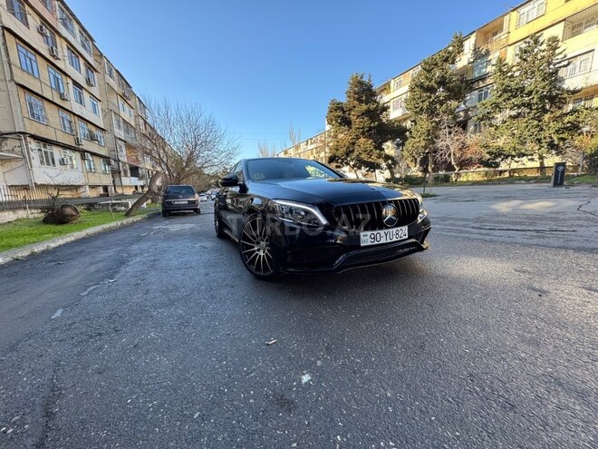 Mercedes C 300 4MATIC 2018, 35,300 km - 2.0 l - Bakı