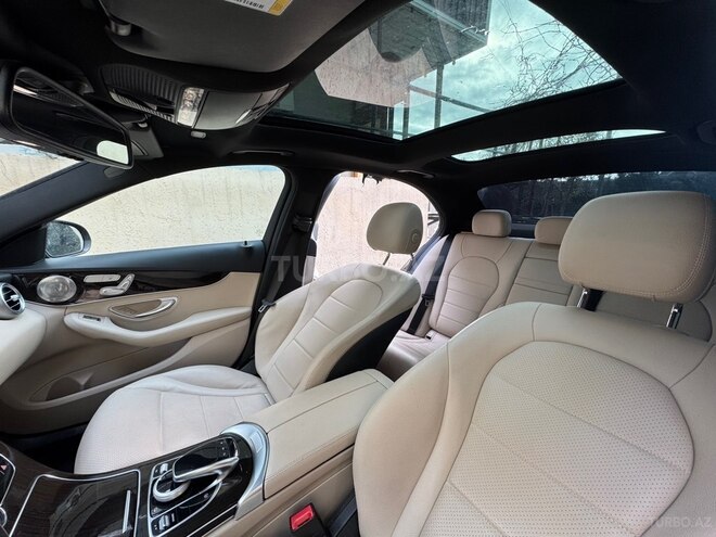 Mercedes C 300 4MATIC 2018, 35,300 km - 2.0 l - Bakı