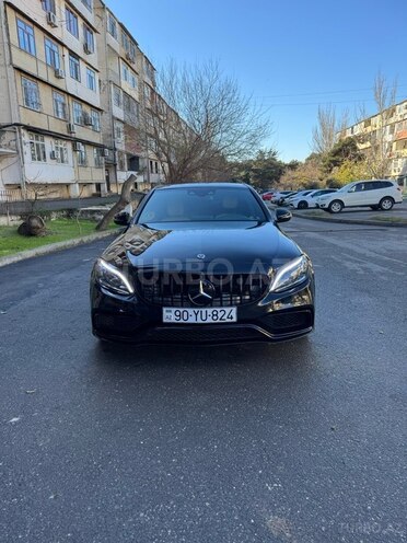 Mercedes C 300 4MATIC 2018, 35,300 km - 2.0 l - Bakı