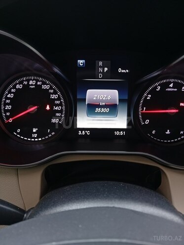 Mercedes C 300 4MATIC 2018, 35,300 km - 2.0 l - Bakı
