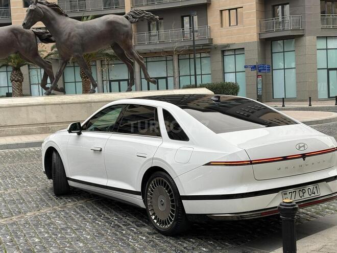 Hyundai Grandeur 2023, 22,960 km - 1.6 l - Bakı