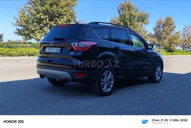 Ford Escape 2018, 261,000 km - 1.5 l - Bakı