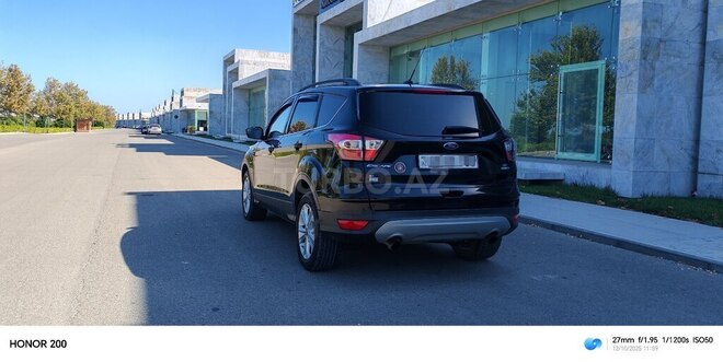 Ford Escape 2018, 261,000 km - 1.5 l - Bakı