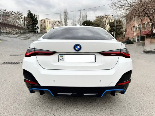 BMW i4 2024, 30,000 km - 0.0 l - Bakı