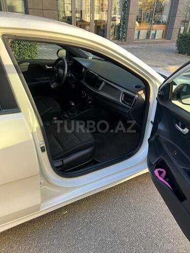Kia Rio 2018, 120,000 km - 1.6 l - Bakı