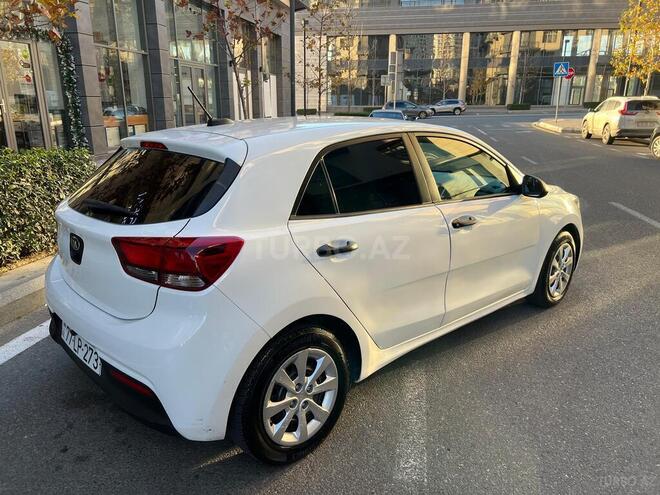 Kia Rio 2018, 120,000 km - 1.6 l - Bakı