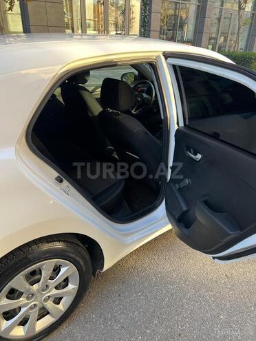 Kia Rio 2018, 120,000 km - 1.6 l - Bakı