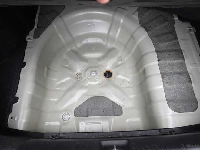Hyundai Accent 2015, 142,300 km - 1.6 л - Bakı
