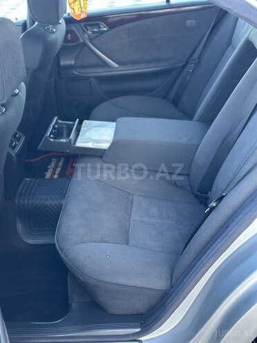 Mercedes E 240 2000, 298,000 km - 2.4 l - Saatlı