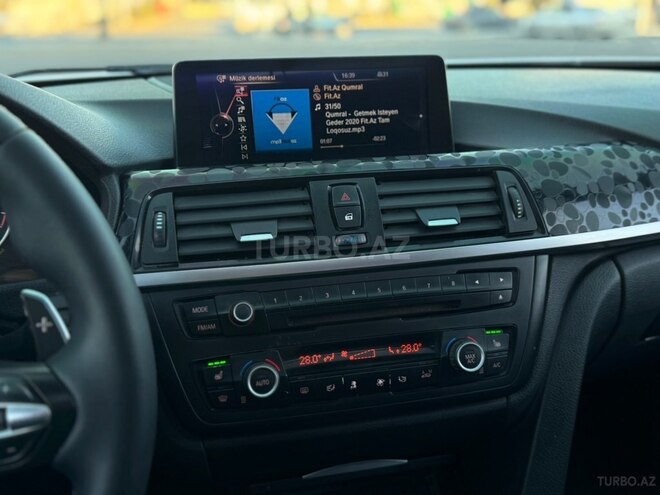 BMW 328 2015, 180,000 km - 2.0 л - Gəncə