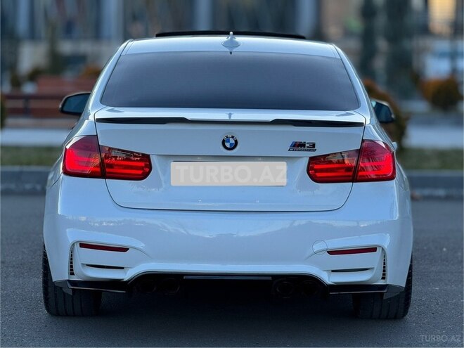 BMW 328 2015, 180,000 km - 2.0 л - Gəncə