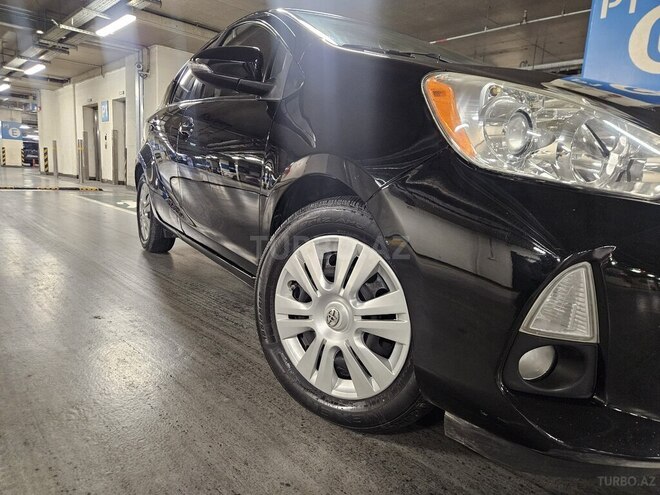 Toyota Prius C 2014, 253,000 km - 1.5 л - Bakı