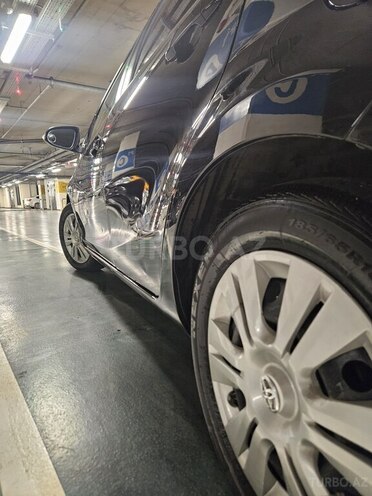 Toyota Prius C 2014, 253,000 km - 1.5 л - Bakı