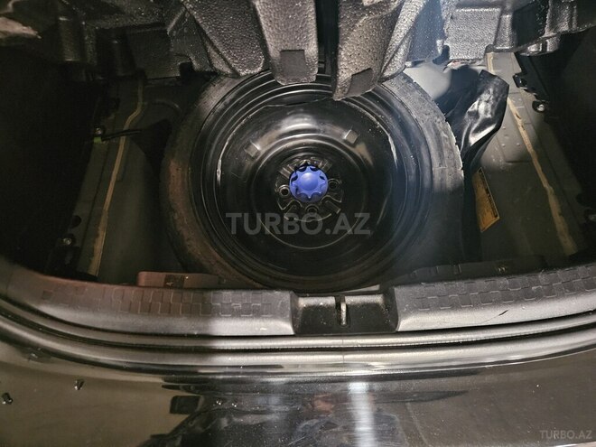 Toyota Prius C 2014, 253,000 km - 1.5 л - Bakı