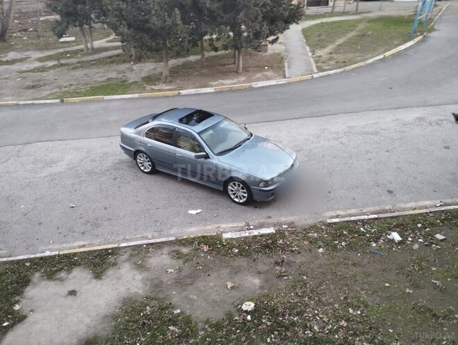 BMW 525 2001, 391,000 km - 2.5 л - Bakı