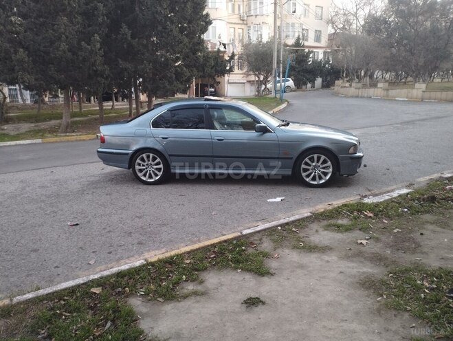 BMW 525 2001, 391,000 km - 2.5 л - Bakı