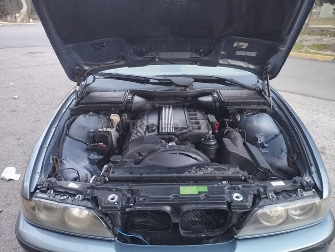 BMW 525 2001, 391,000 km - 2.5 л - Bakı