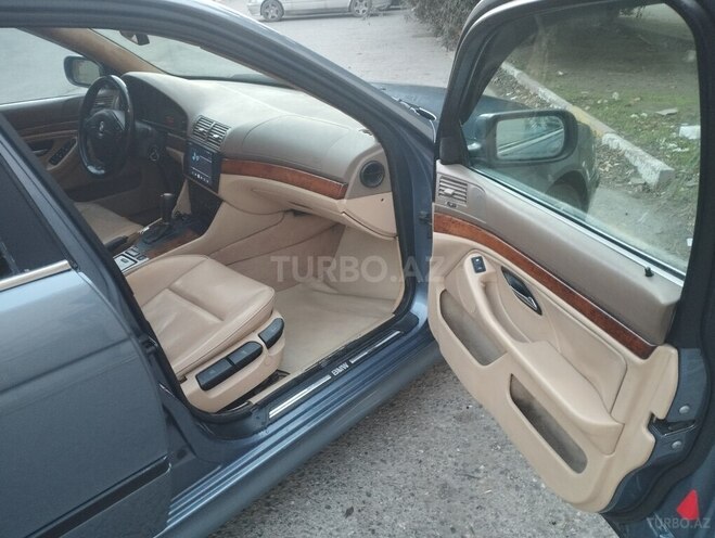 BMW 525 2001, 391,000 km - 2.5 л - Bakı